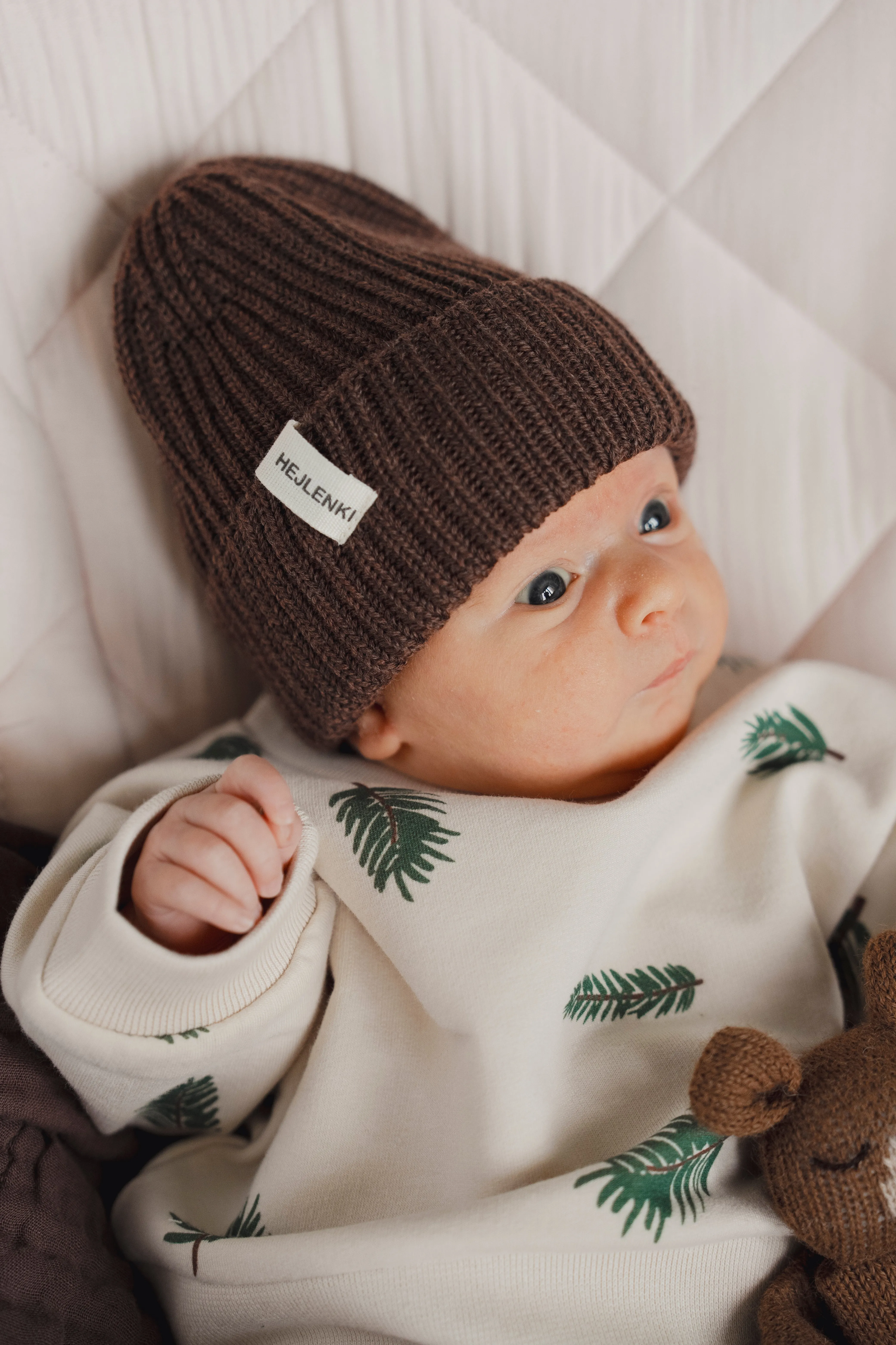 MERINO WOOL KNIT BEANIE BROWN